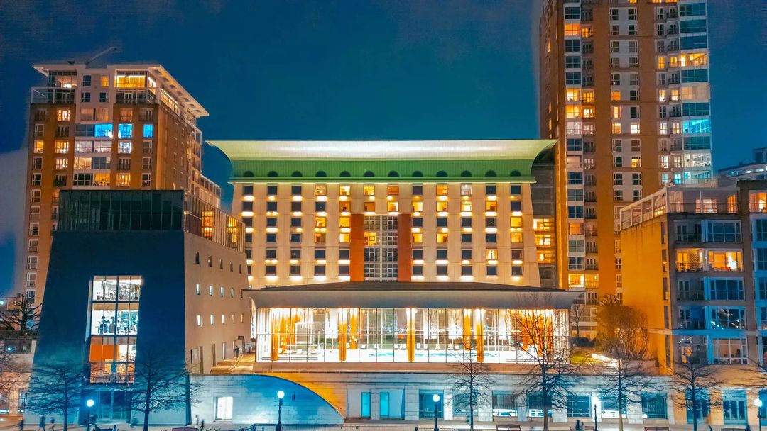 加那利濱江廣場酒店