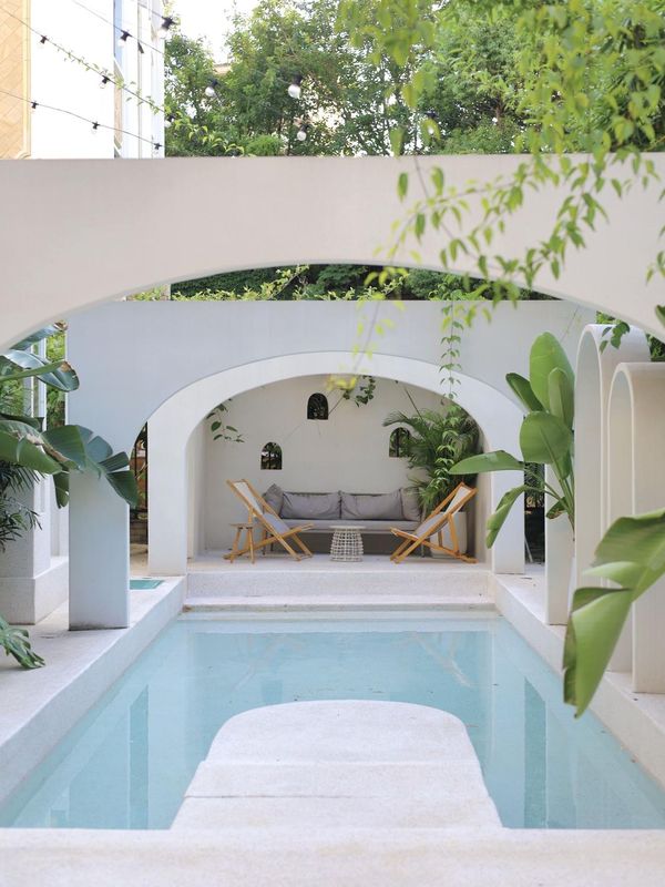 Tuji Monet's Garden Hotel