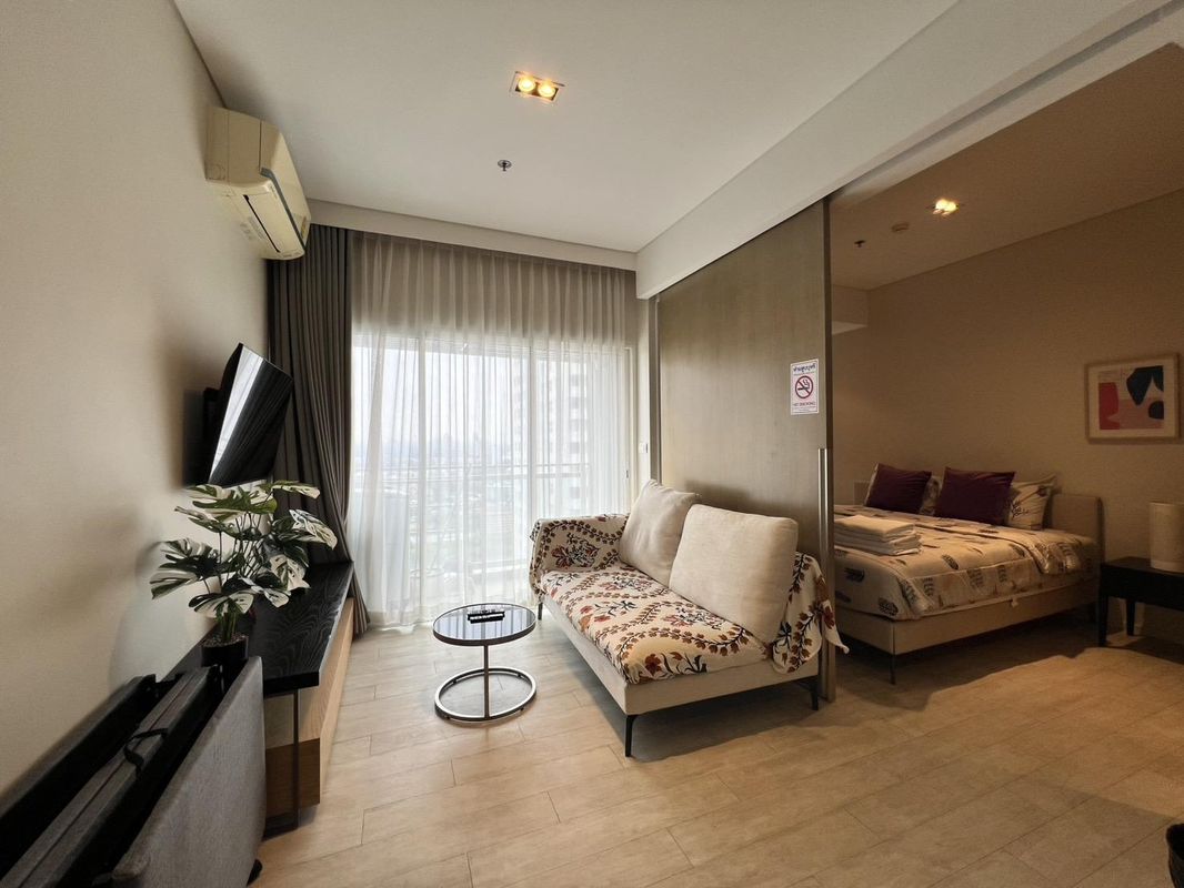 Veranda Residence 1Bed By Thita