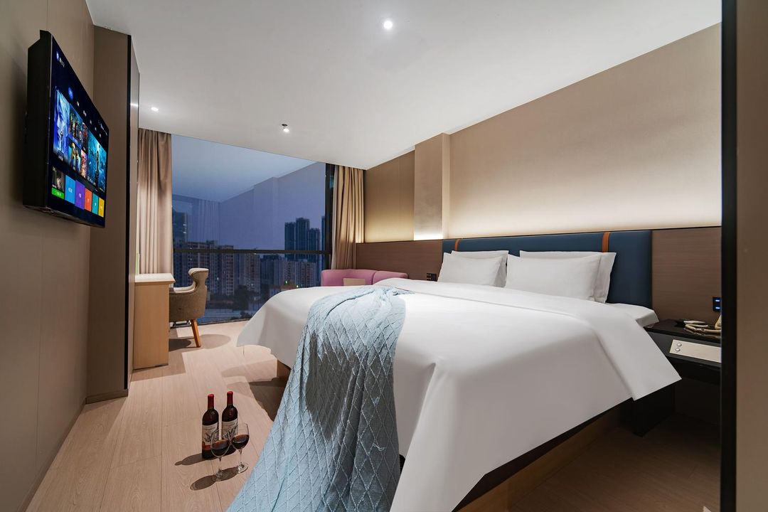 喜來酒店(深圳公明廣場地鐵站大仟裏店)