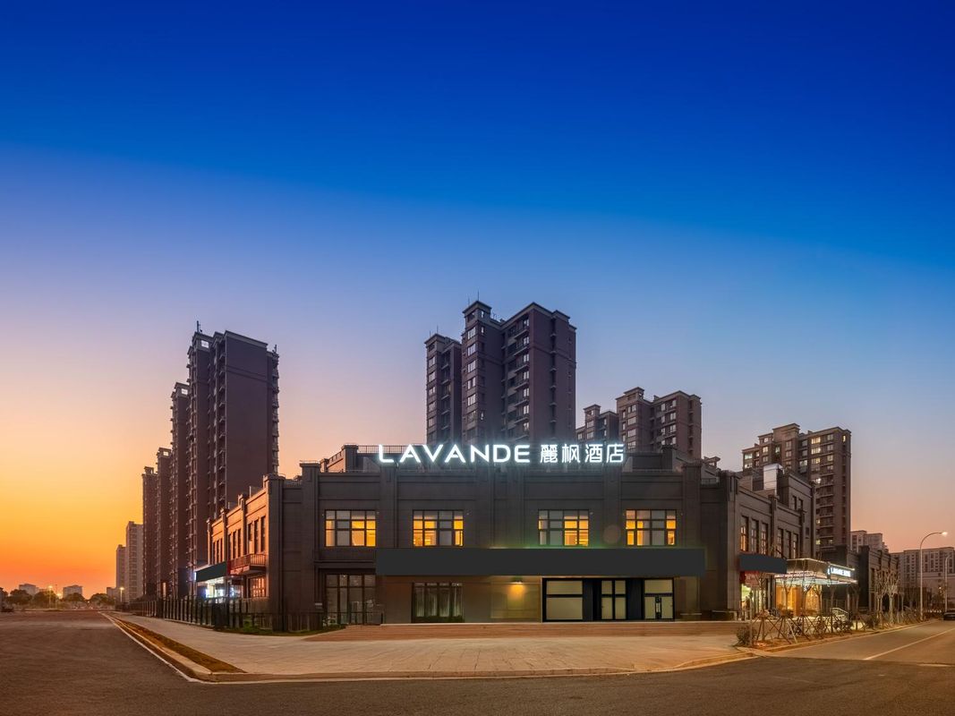 Lavande Hotel Shanghai Pudong Airport Lingkong Road Subway Station Branch
