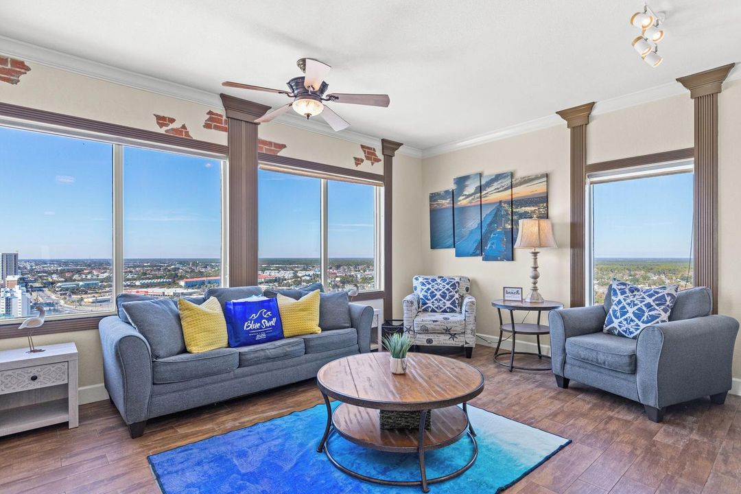 Tidewater Beach Resort 濱海度假村