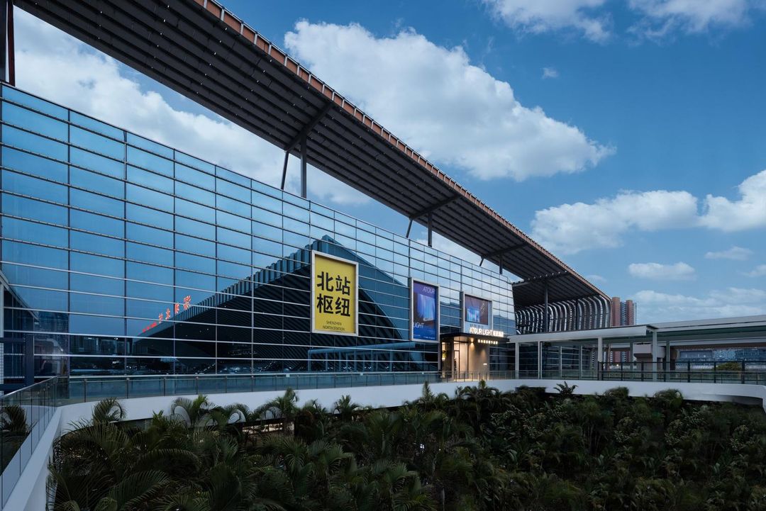 深圳北站地鐵站輕居酒店