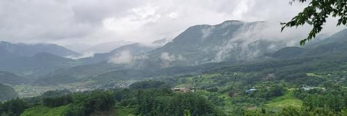 Danyang Pinwheel Chiyu Village Pension