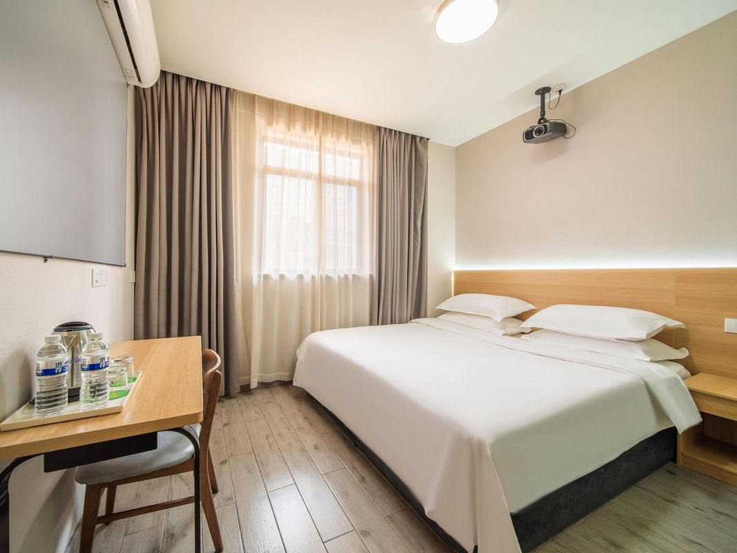 UMYouXuan Yunqi Hotel (Shanghai Xinzhuang Chunshen Road Subway Station)