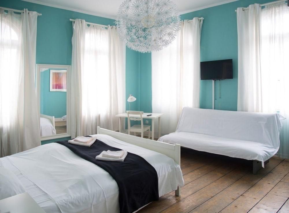 Hemingway`s Heidelberg Hostel