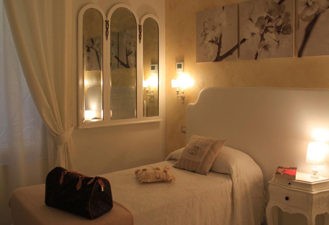 阿菲塔卡梅爾高爾弗德拉盧納旅館