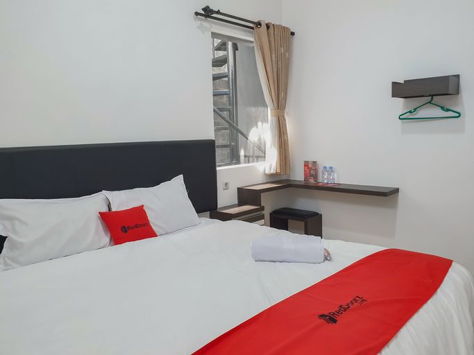 RedDoorz Plus Near Lippo Plaza Jogjakarta