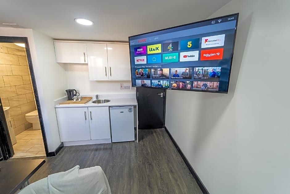 靠近QE和UOB的46北路工作室