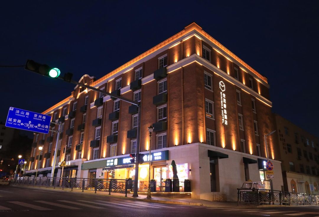 Ruixuan Apartment (Qingdao Taidong Pedestrian Street Beer Street Branch)