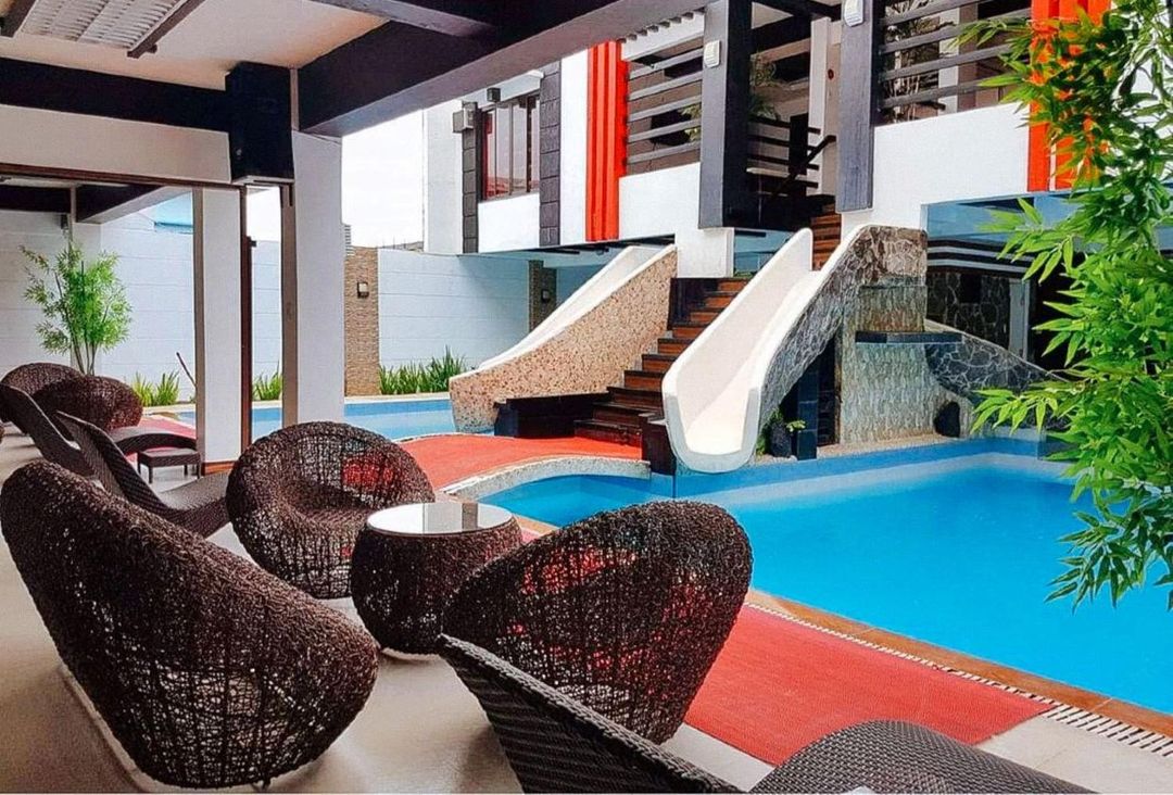 Casa Demetria Duplex Hot Spring Resort Laguna