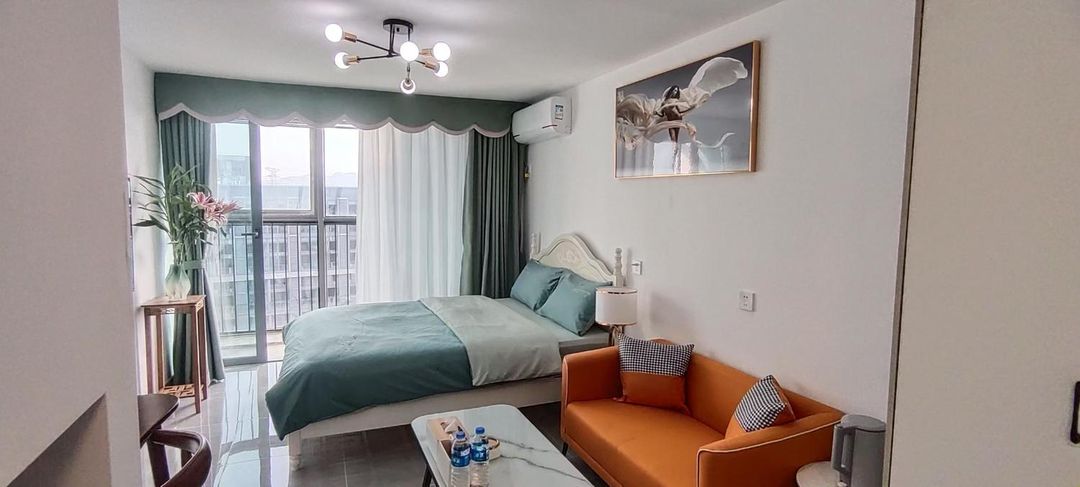 Lanshi Apartment (Guangzhou Yangcheng Chuangyi Industrial Park Dongyuan Area)