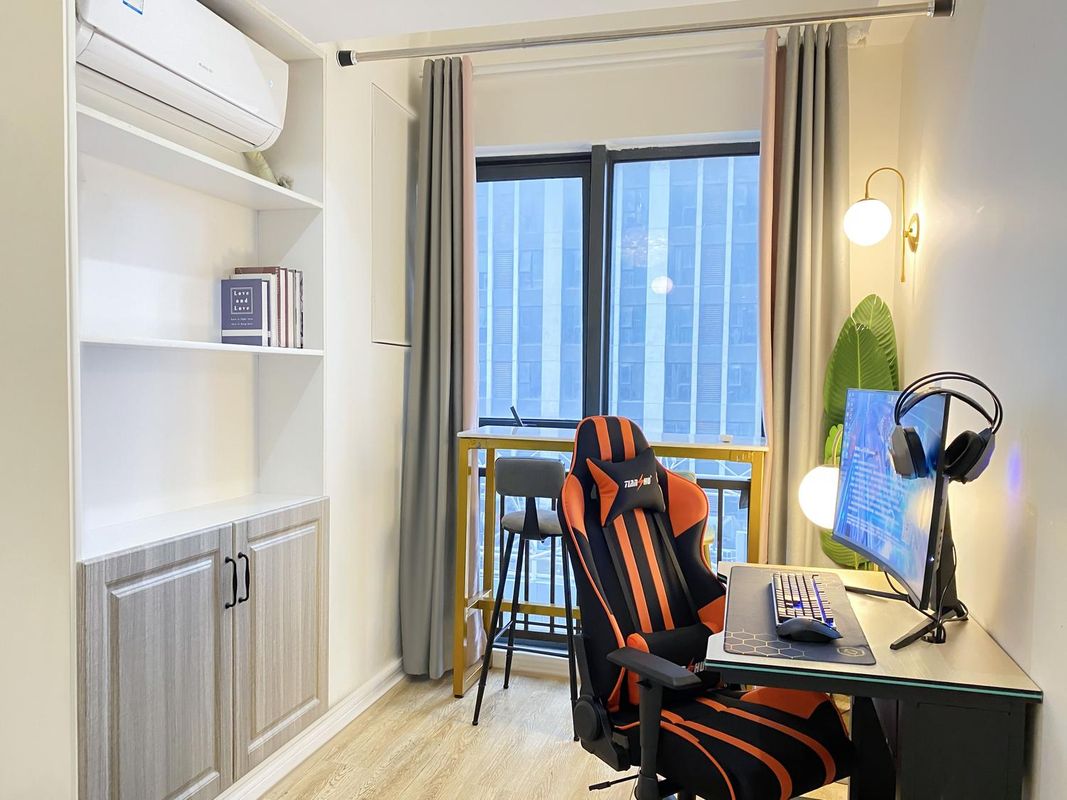 靈風電競酒店(南京仙林大道萬達茂店)