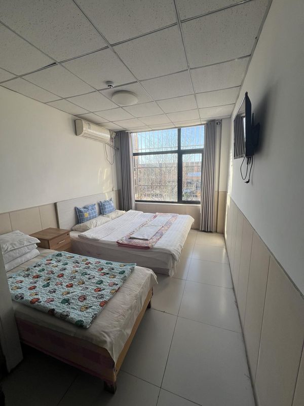 Tangshan Kaijia Hotel