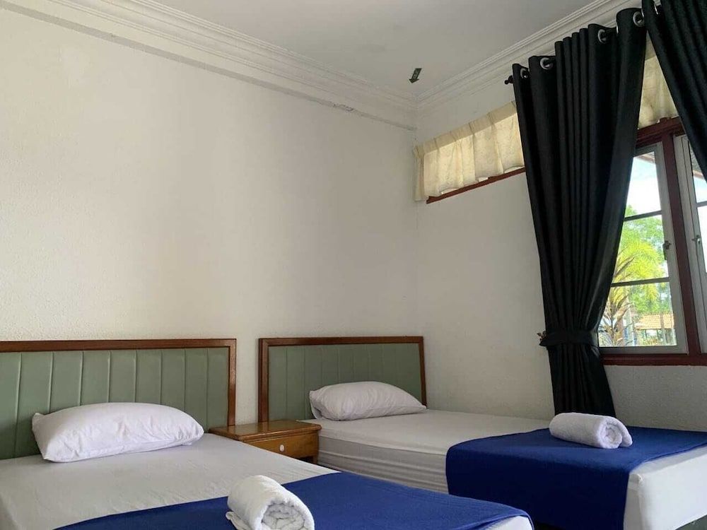 PendangLakeResort