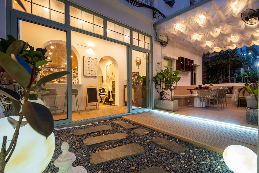 Yinyu Alley Homestay (Jiaochangwei and Dapeng Fortress)