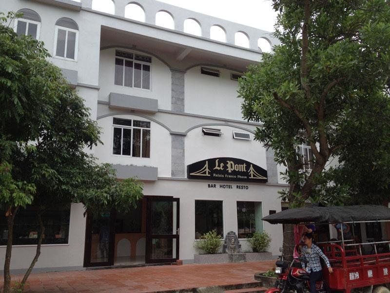 Le Pont Minh Chau Hotel
