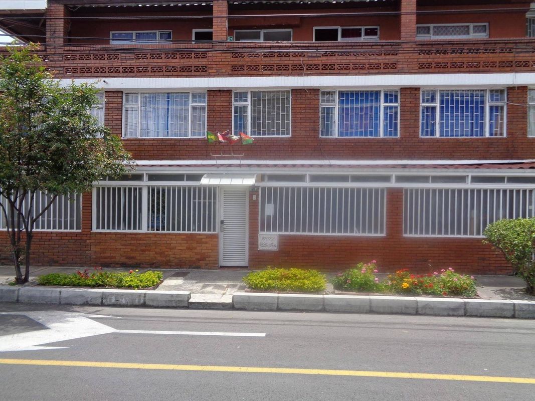 伊內斯別墅家庭旅館酒店