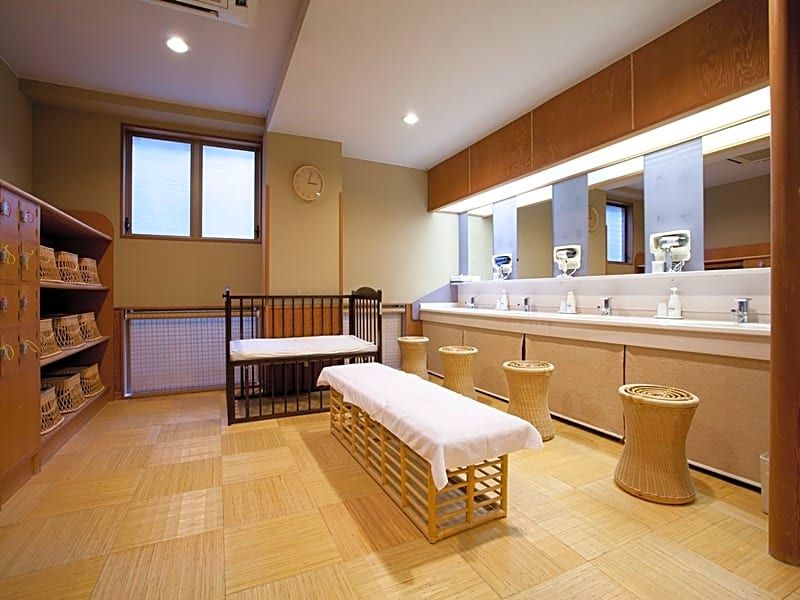 箱根宮城野箱根Benefit車站酒店