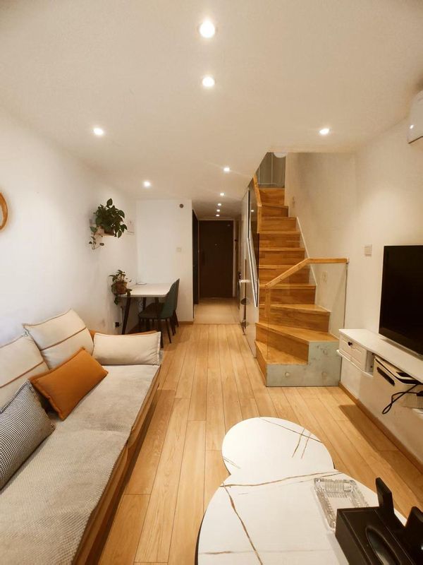 賓果棲夢公寓(卓越賓果公寓鬆樂汀廣場店)