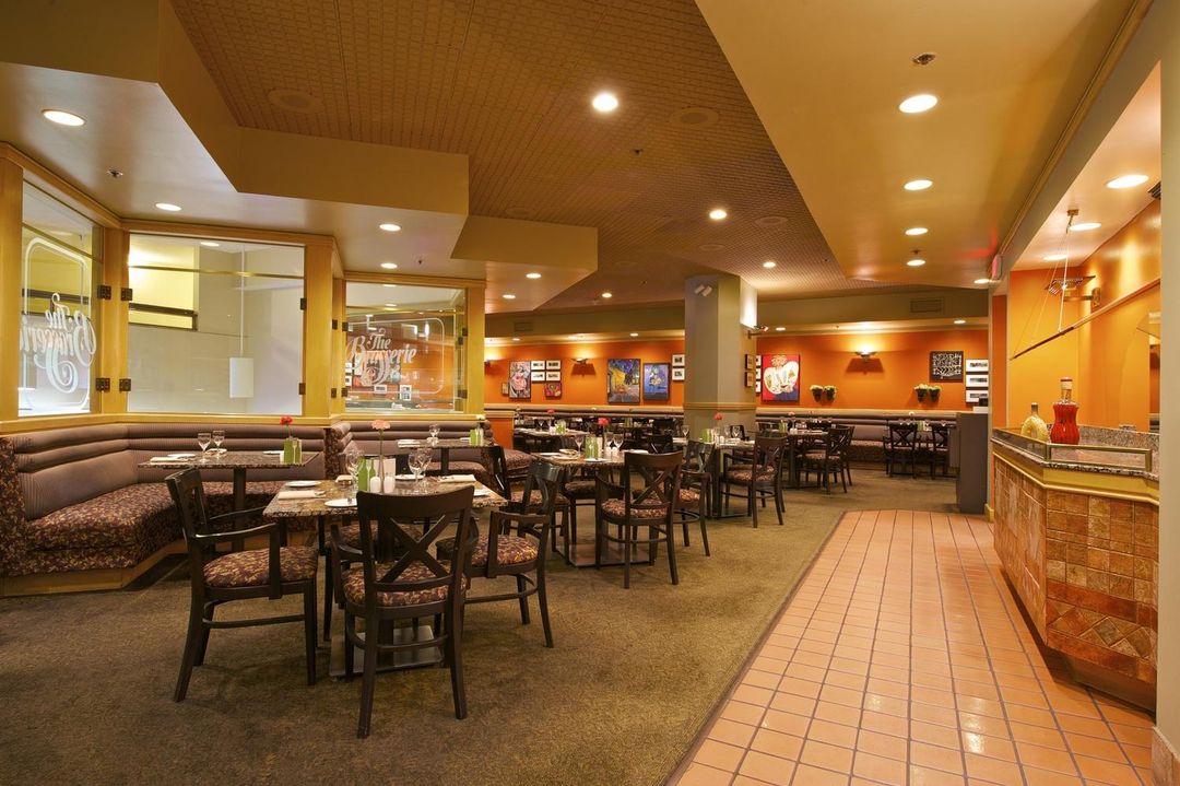 濱海廣場套房酒店