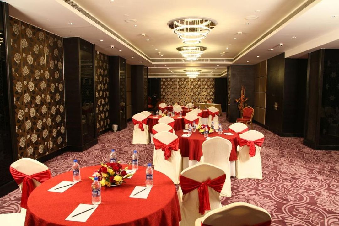 塞洛瓦大家酒店