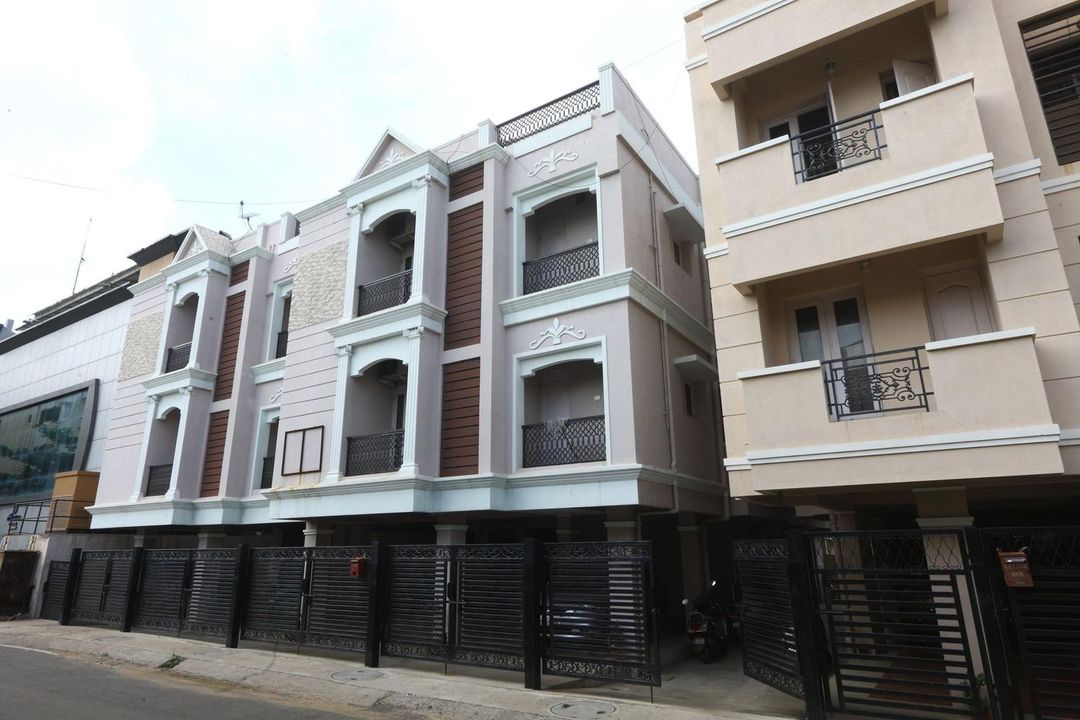 OYO 10106 Hotel NLBR