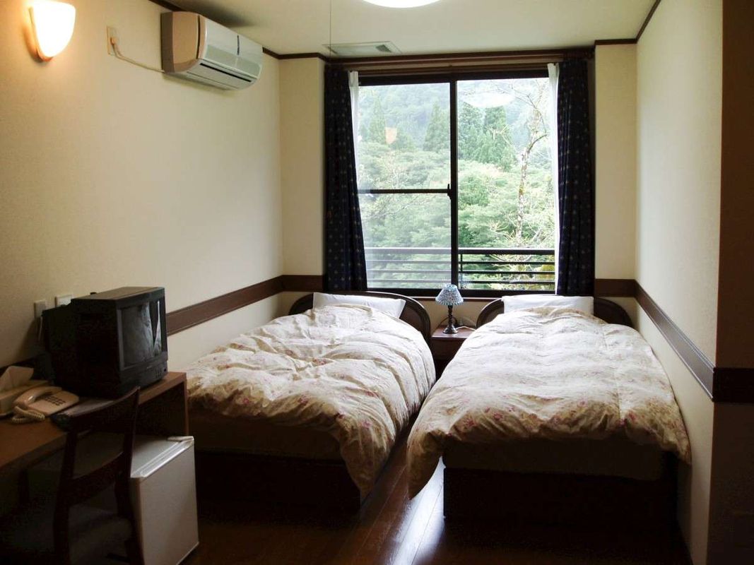 伊米坎約辛酒店