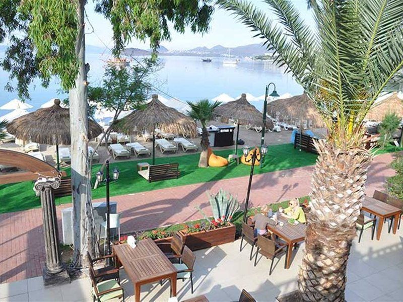 比特茲曼努埃拉酒店