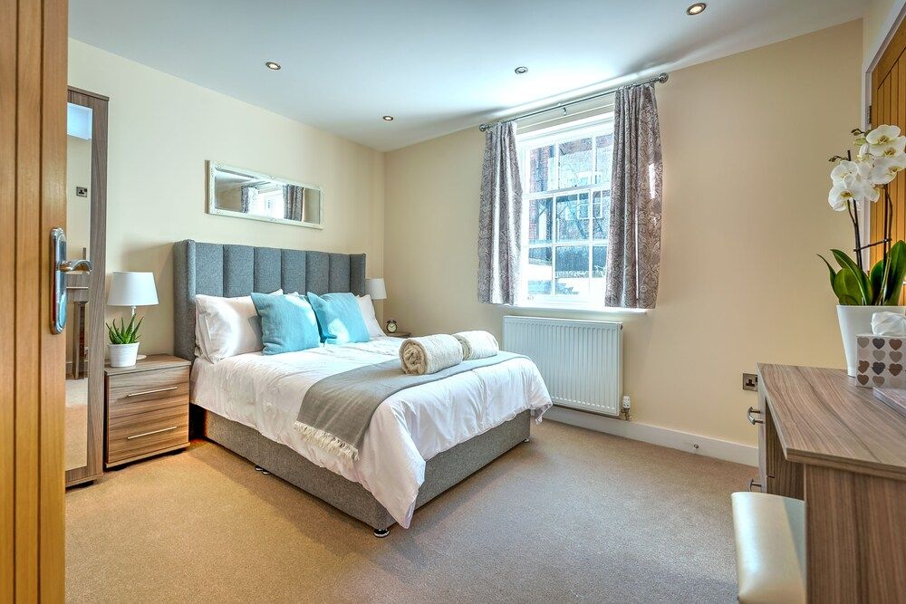 Suite on the High Street