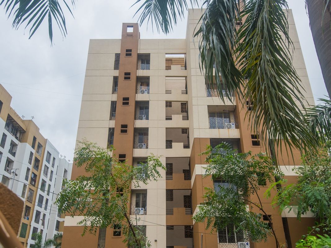 OYO 15119 Vista Service Apartment