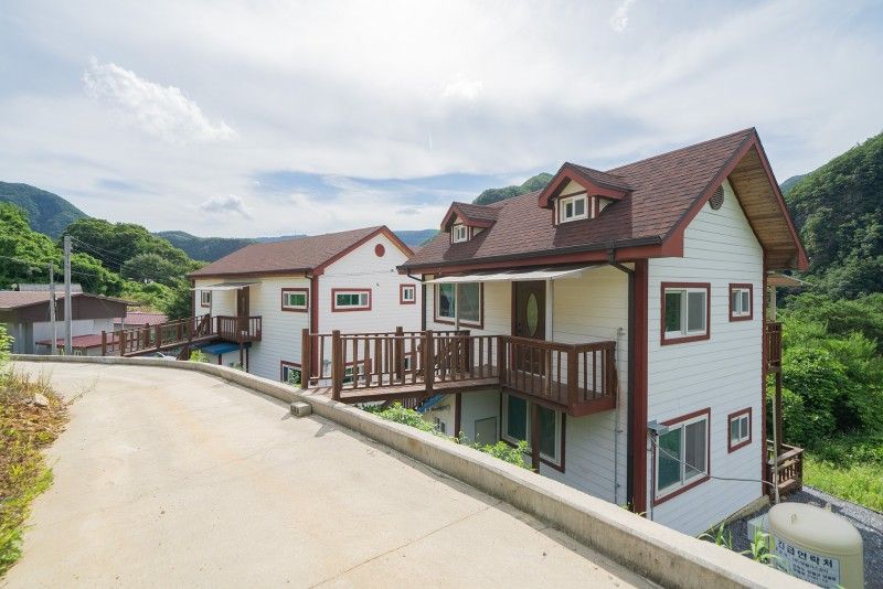 Yeongwol Donggang Banditburi Pension