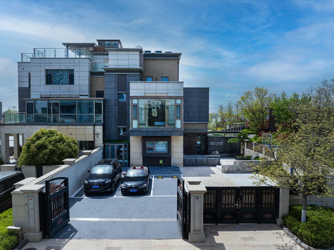 Qingdao Haishang Xihu Homestay (Jinshatan Holiday Resort Tangdaowan)