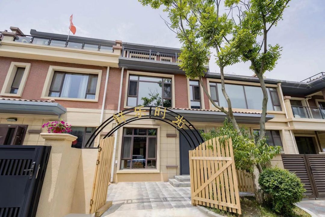 Dalian Xianle Time Homestay (Jinshitan National Tourism Resort)