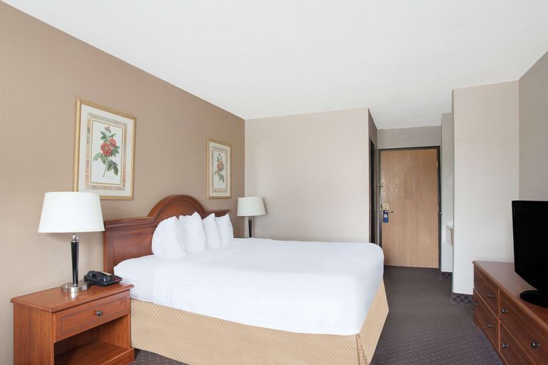 Baymont Inn & Suites by Wyndham San Marcos Outlet Malls