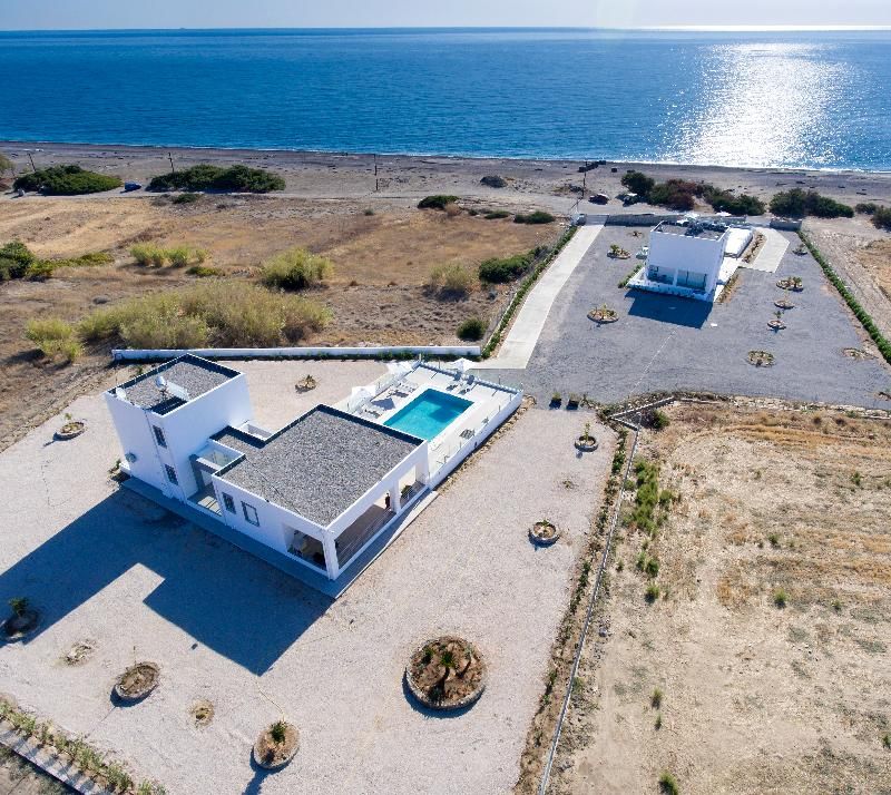 Aegean Horizon Beachfront Villas