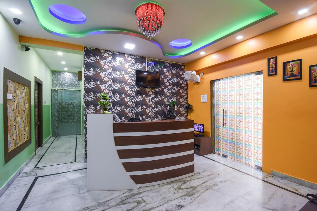 FabExpress Nest - Nr Park Street Metro Station