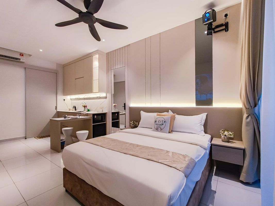 Sky Tree by RR JBcity