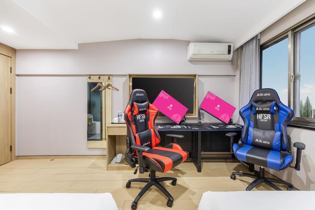 DiPingXianDianJing Hotel (Shanghai Fengcheng Old Street)