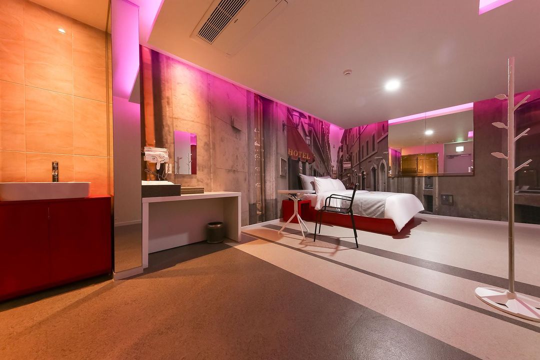 Seosan Talk Self Check-in Motel