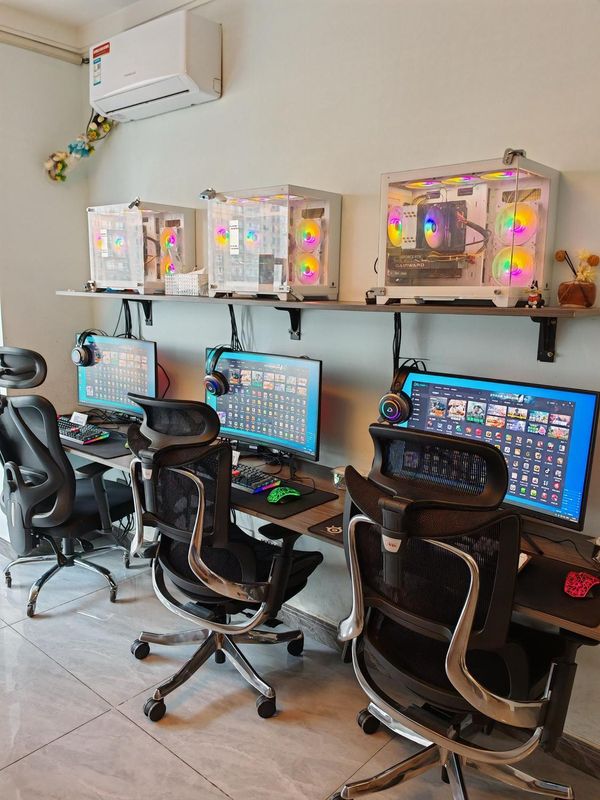 Harbin Yeyu E-sports Apartment