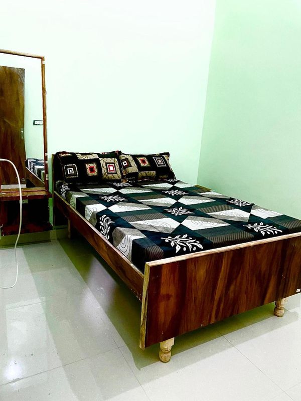 OYO Hotel Krishna Place