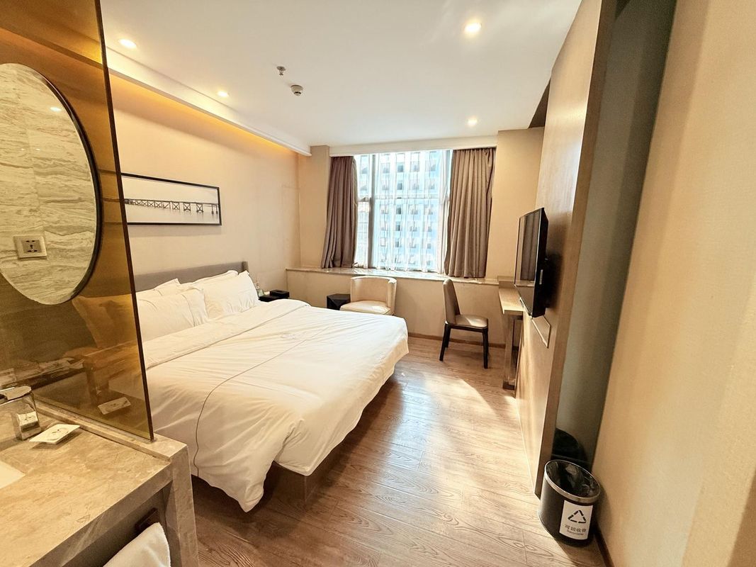 迎商酒店(深圳東站布吉地鐵站店)