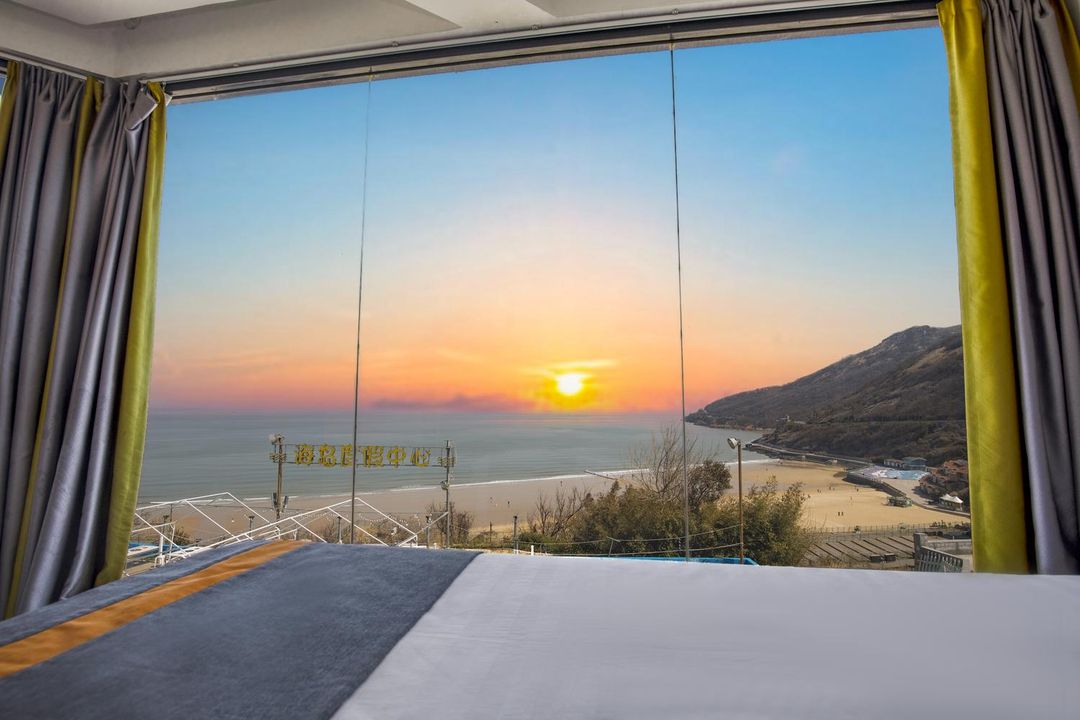 Lianyungang Liandao Yanyangtian Holiday Center