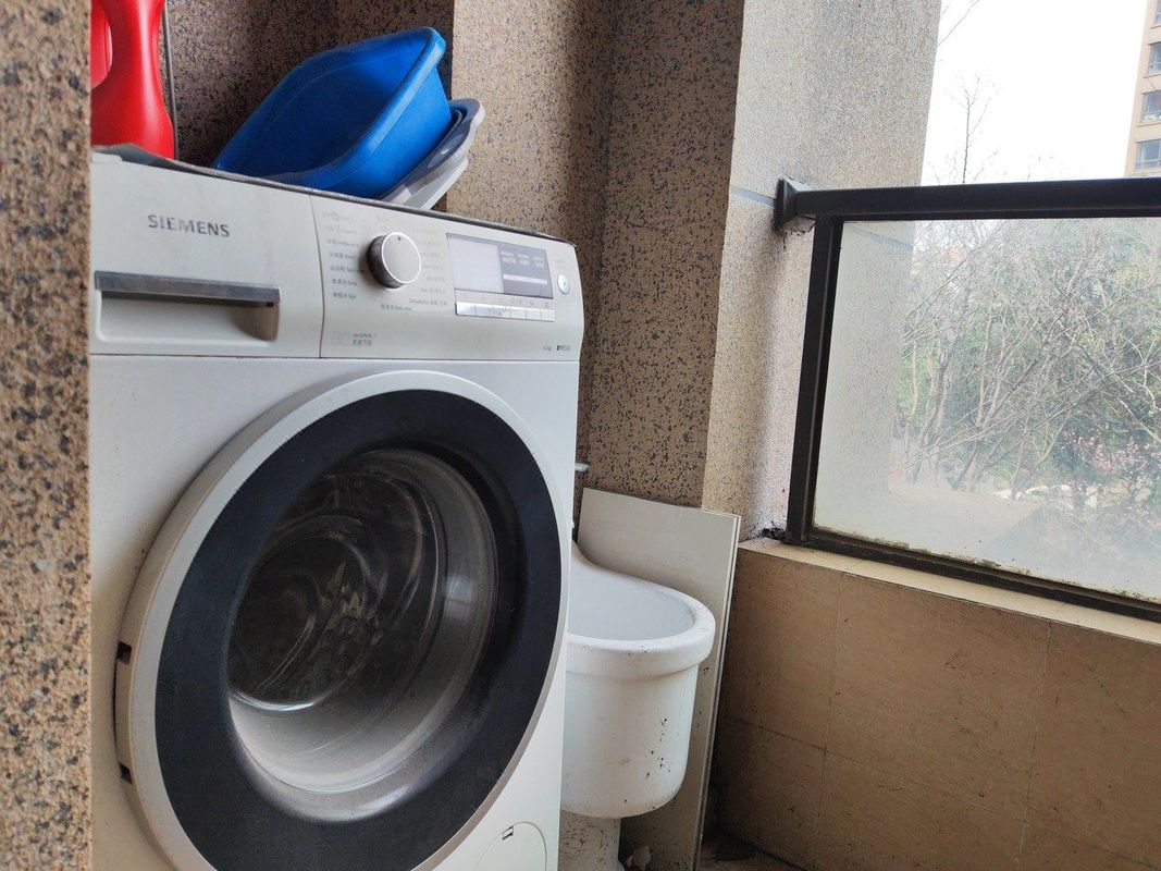 沪上云姐公寓(九亭大街分店)