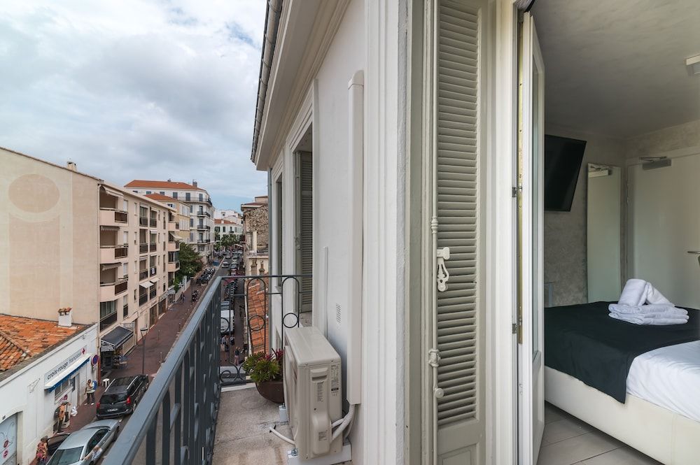 Hotel des Congrès et Festivals