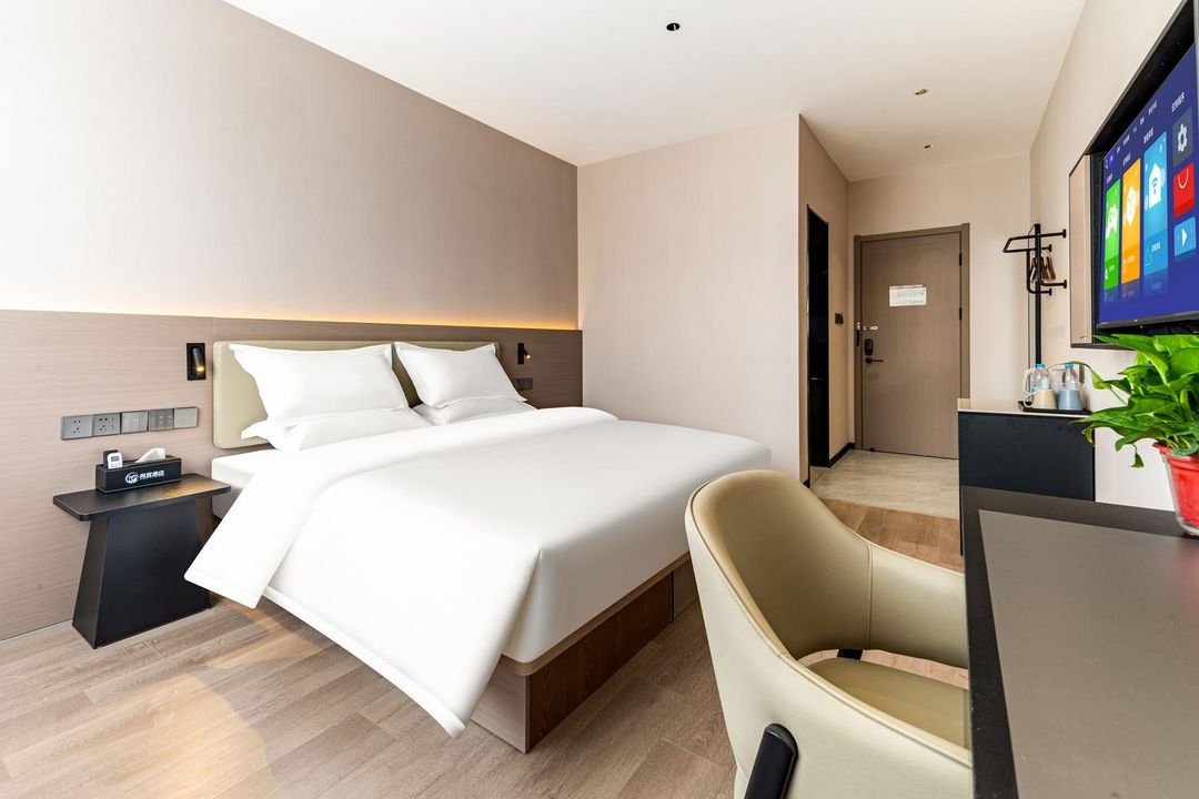 Shangyi Hotel (Yangzhou Railway Station Jinghua City)