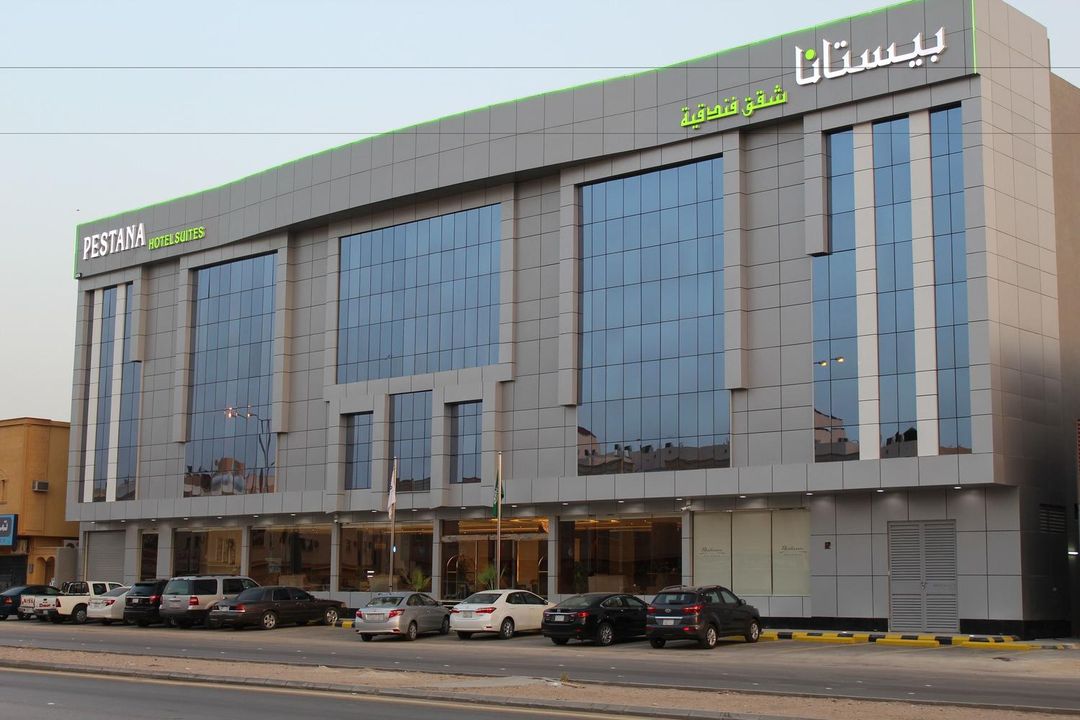 佩斯坦那 2 號套房酒店