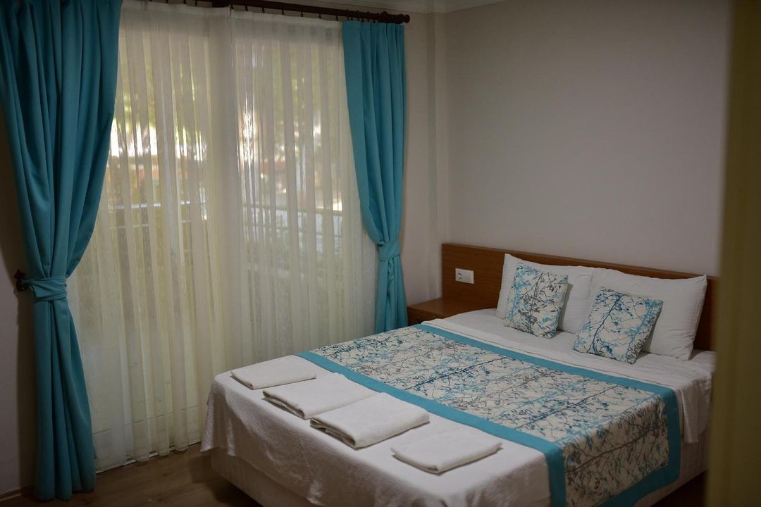 GÜNLÜ PANSİYON GÖCEK