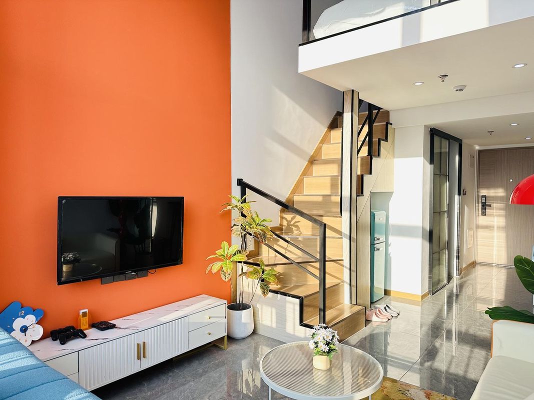 L Theme Apartment (Huasheng Road)